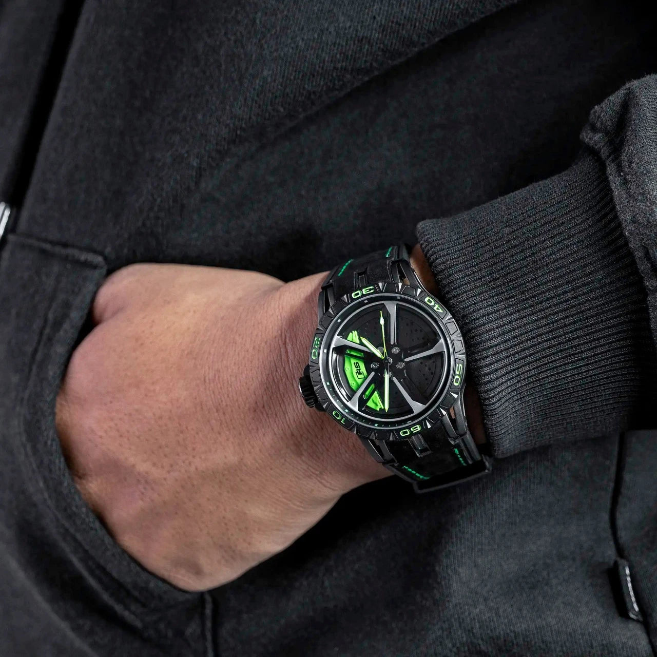 HMNWatch Bavaria RS7 Sporty Audi RS7 rim watches Audi rs7 wheel watch Audi rs7 car rim watch